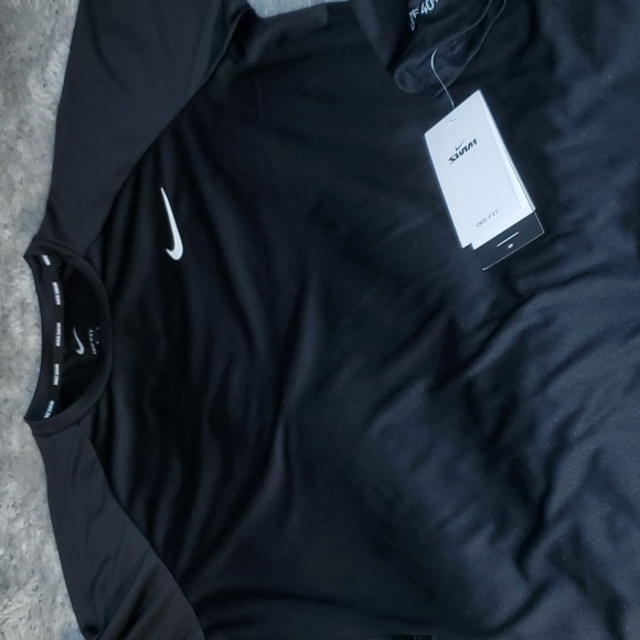 Nike Dri-fit long sleeve - Picture 3 of 5